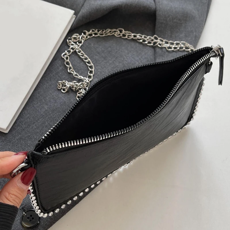 Women's retro classic bead chain design elegant and exquisite crossbody bag solid color commuting envelope bag. image 4