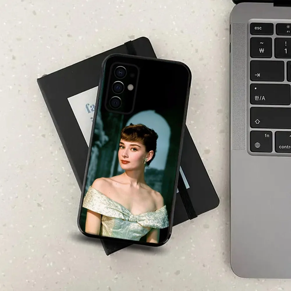 Audrey Hepburn Phone Case For Samsung Galaxy A13,A21s,A22,A31,A32,A52,A53,A71,A80,A91 Soft Black Cover