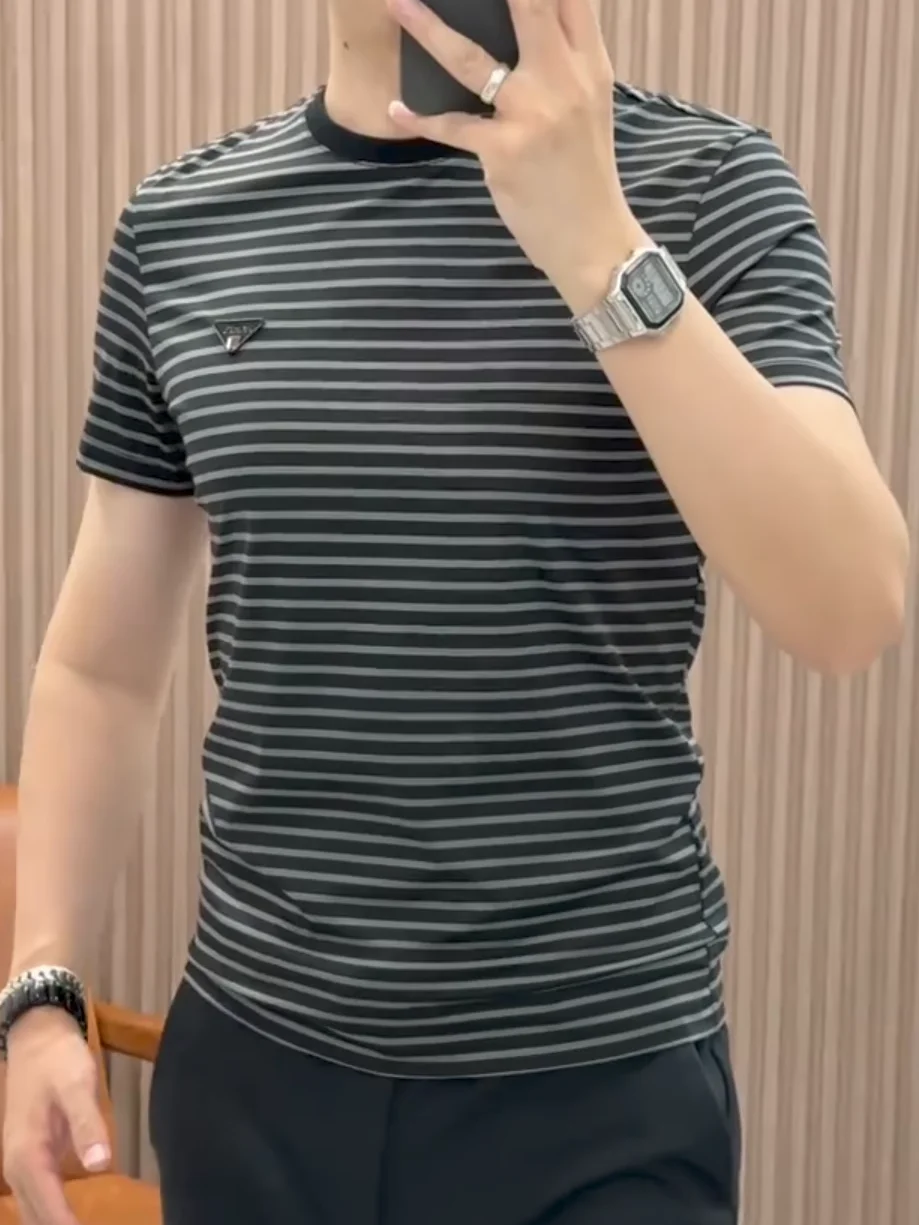 

Летняя мужская новая дышащая эластичная футболка с полосками, высококачественная, стильная, модная, приталенного кроя, для молодежи