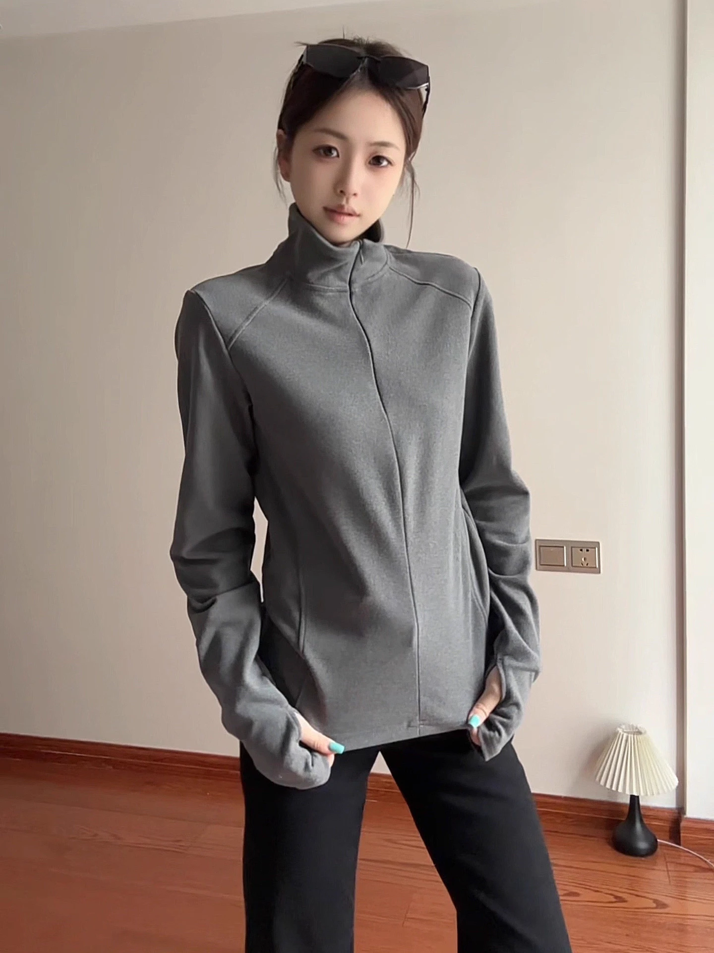 Deep Ey De Men Wome…