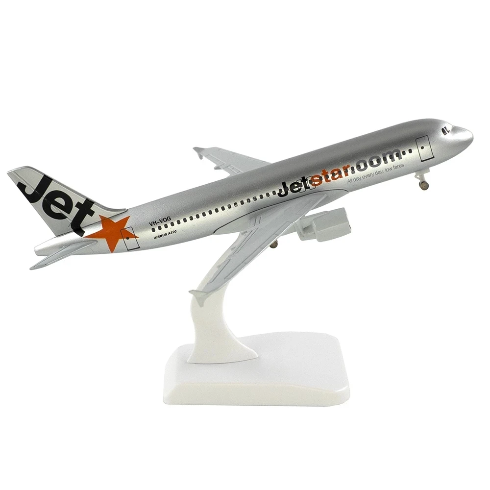 20CM A320 Jetstar Airlines Airbus 1/400 Scale 320 Die-cast Metal Aircraft Model with Stand Alloy Model Kit Aviation Enthusiast