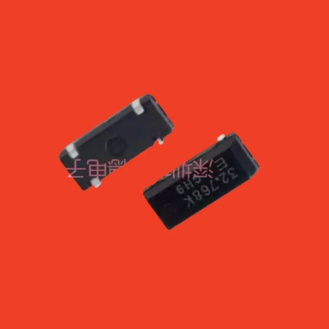 50pcs/imported MC-306 32.768KHZ patch passive crystal oscillator 8 * 3.8mm 4-pin 6PF