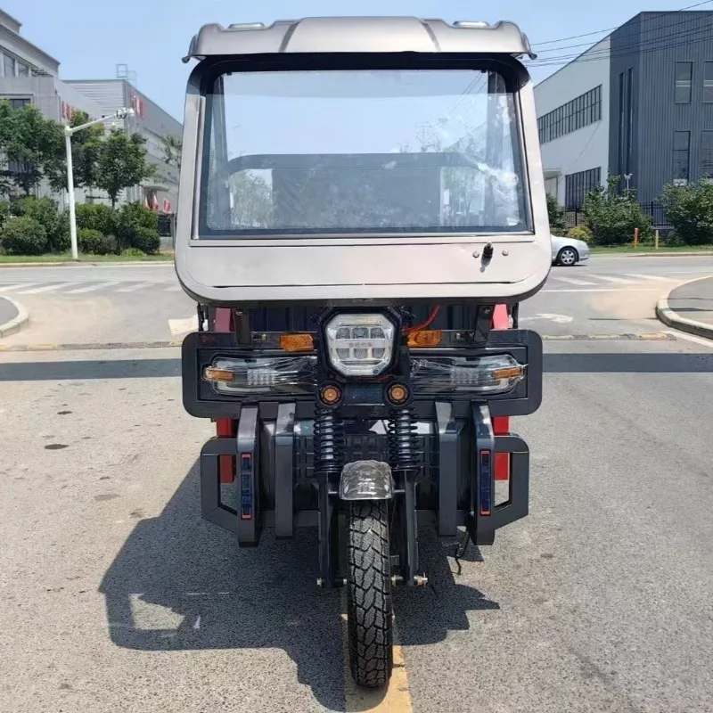 Electric Cargo Tricycle 650W Lead Acid Battery Option Open Body Ultra Long Range Cargo Box