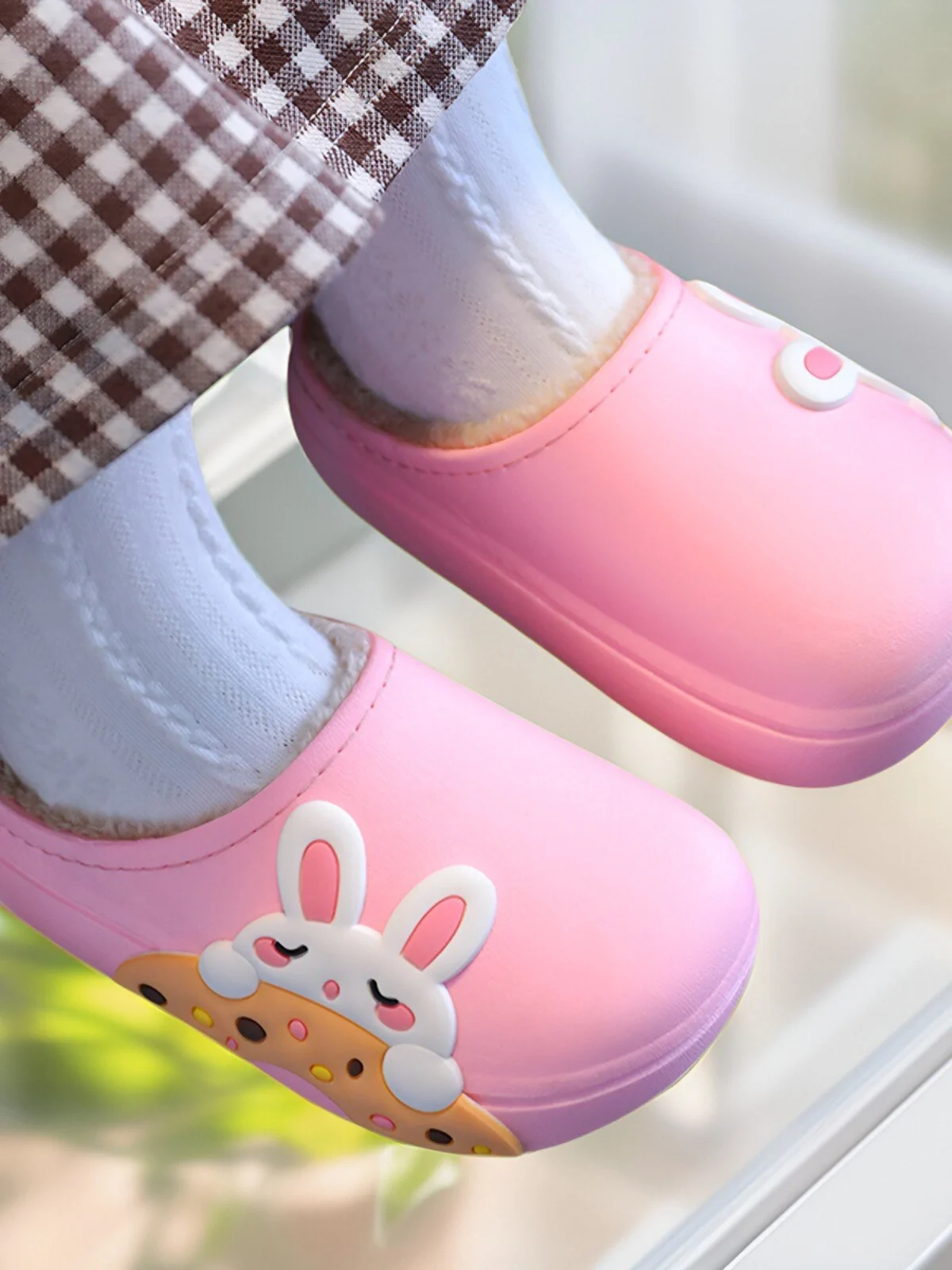 

Новинка 2023 года, очаровательные детские непромокаемые тапочки — уютная зимняя нескользящая домашняя обувь для мальчиков и девочек с подходящими семейными комплектами