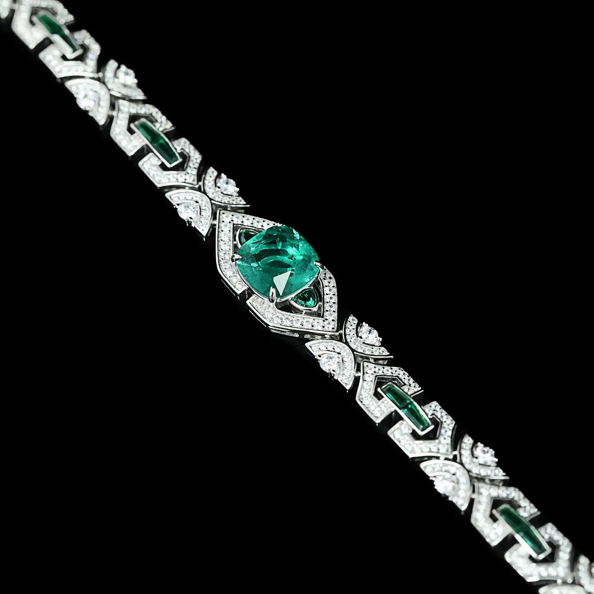

New S925 Silver Bracelet High Carbon Diamond Treasure Home Wood Sasa Green Luxury Set Versatile Bracelet Wedding Jewelry