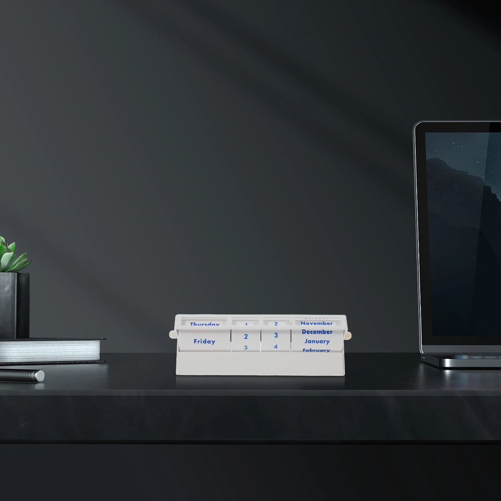 Metalowy kalendarz wieczny z mechanizmem obrotowym, ręczny kalendarz biurkowy do oznaczania dat, dekoracja na biurko do biura, domu, szkoły.