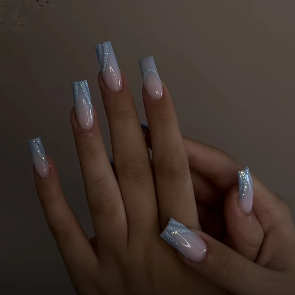 24 stuks lange vierkante paarse kunstnagels kunst druk op lijnen bloem ontwerp doodskist manicure sets afgewerkt herbruikbaar ins nep nagel tips