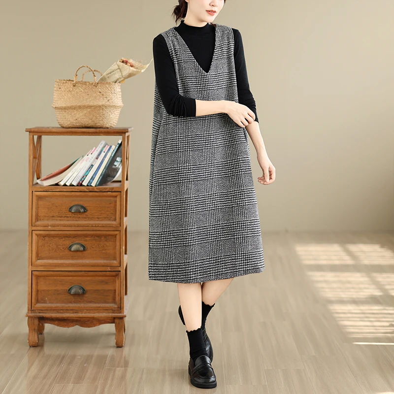 Autumn Winter Plaid Woolen Vest Dress plus Size V-neck Mid-length Sleeveless Women's Knee-length Fashion Ladies' Coat