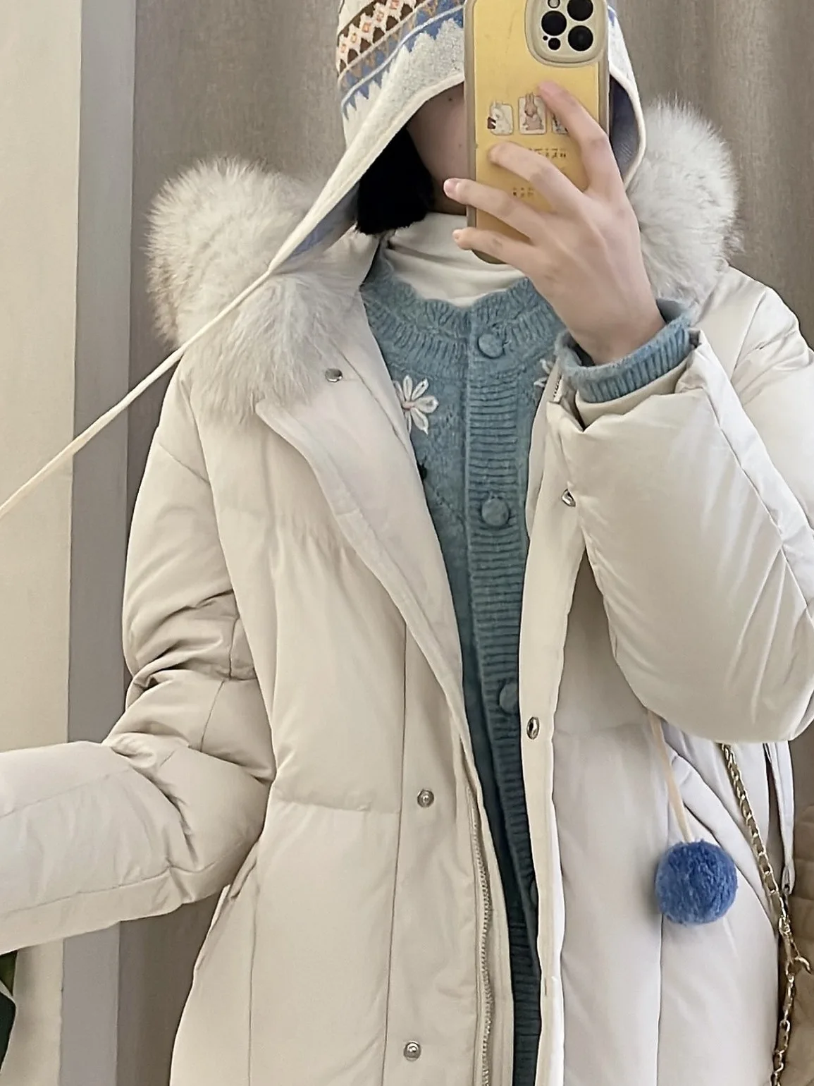 

White Goose down Puffer Jacket Waist-Cinching Design Casual Style Long Sleeve Coat Warmth Function Regular Length Single Button