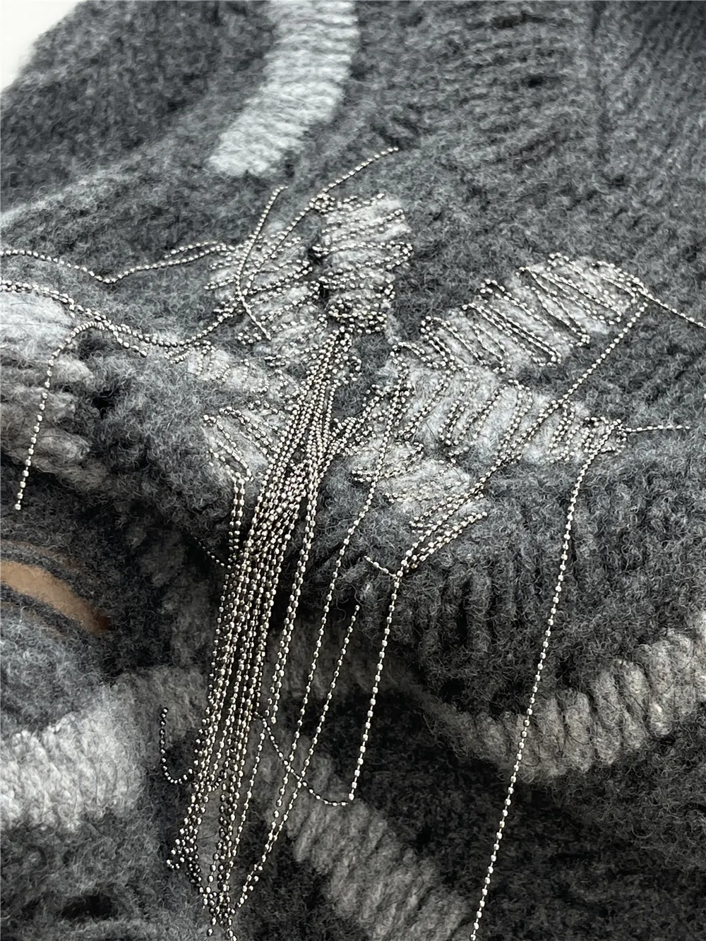 

Женский осенне-зимний новый свободный пуловер с лацканами и металлической цепочкой в стиле тяжелой промышленности, вязаный крючком, свитер