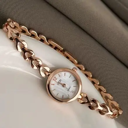 Rose Gold Chunky Chain Ladies Watch Tiny Round White Dial Women Quartz Bracelet Wrist Watch Fashion Daily Accessory
