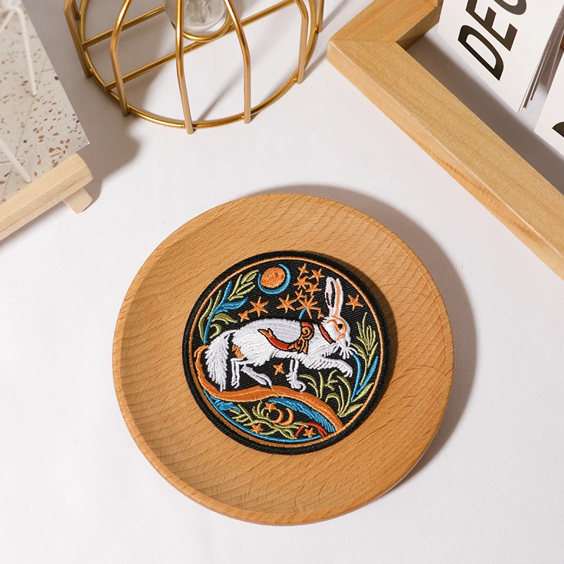 1PC Middle Ages Retro Rabbit Embroidered Patch Animal Inspiring DIY Gift Sew Iron On Patches For Clothes Cap Jacket Trucker Hat