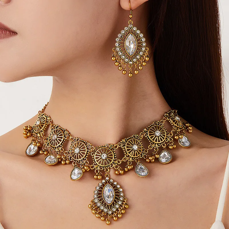 Retro Jewelry Set For Women Hollow Metal Frame Choker Necklace Earrings Sets Jewelry Water Drop Resin Stone Decoration Jewelry view 3