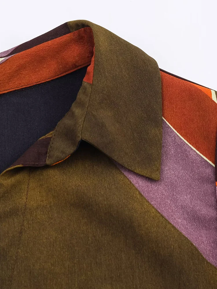 النمط الأوروبي والأمريكي الخريف موضة جديدة المرأة تصميم الشعور التنقل تنوعا مطبوعة قميص مزدوج الصدر