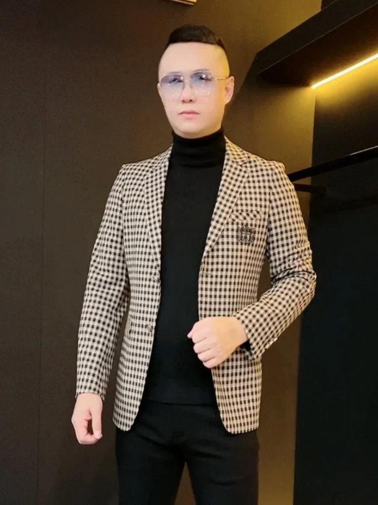 

Мужской деловой повседневный костюм в клетку, весенне-осенний, модный, универсальный, приталенный, с длинными рукавами, на пуговицах, не требует глажки