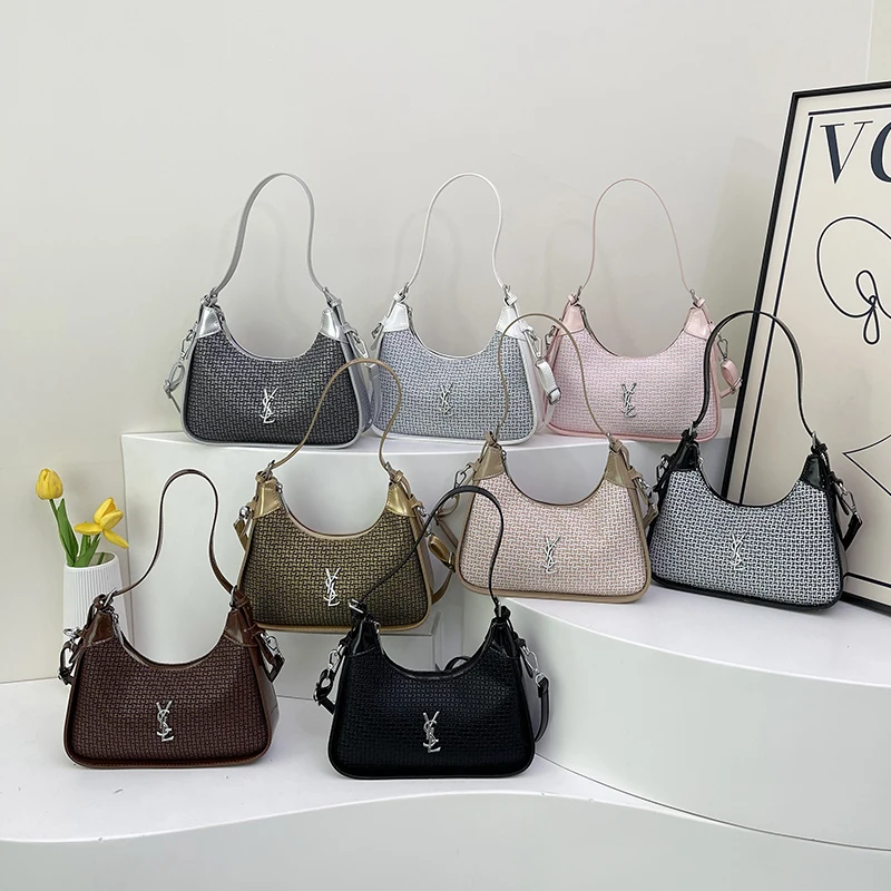 

Elegant design women's chain shoulder bag, handheld zipper wallet, women's crossbody bag, fashionable trendy handbag