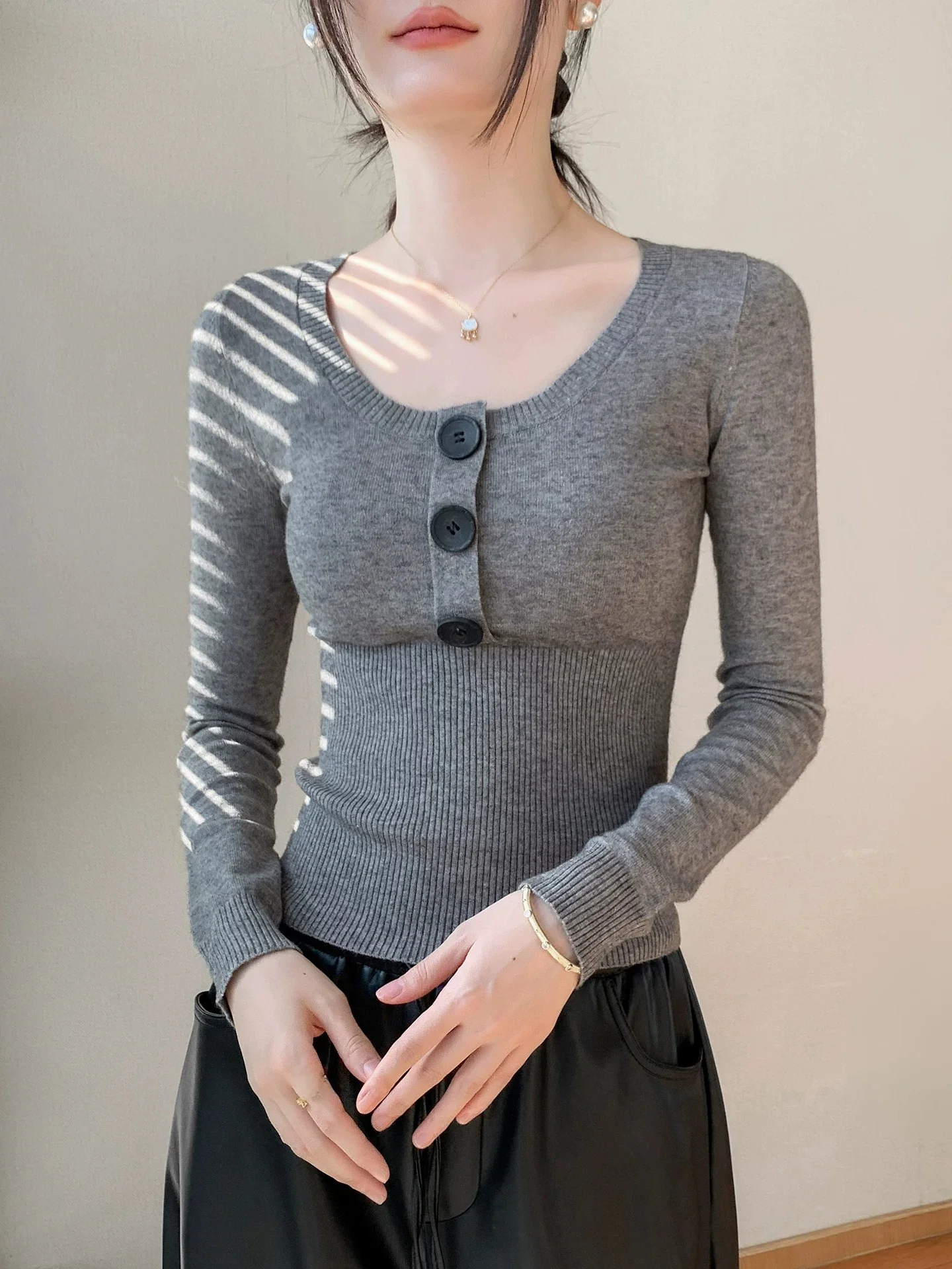 Slim Fit U-Neck Knitted Base Shirt Women's Fashion Button up Inner Wear Top Korean Style Long Sleeve Regular Length  Color