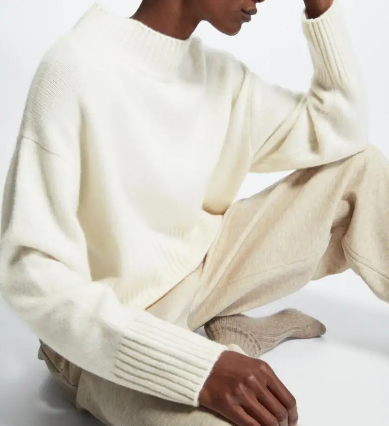 

Повседневный шерстяной свитер с круглым вырезом и капюшоном, Новое поступление, зима 2024, женский вязаный топ, удобный крой, длинный ...