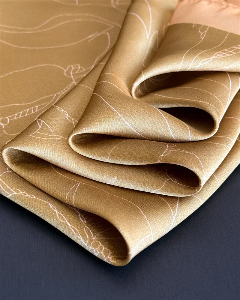 Luxuriöser quadratischer Schal mit floralen Linienzeichnungen für Damen, Seidenschals, Damen-Bandanas, Hijab, Halstuch, eleganter Schal für Reisen – Detail 3