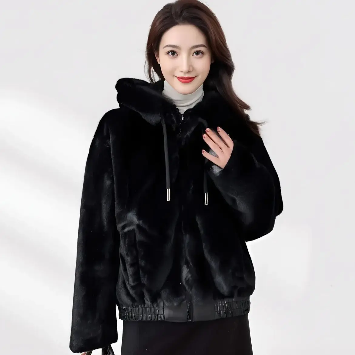 تقليد المنك معطف المرأة الموسم الجديد مقنعين الفراء سترة الخريف الشتاء 2025 أرنب أبلى مزاجه فضفاض السيدات ملابس علوية