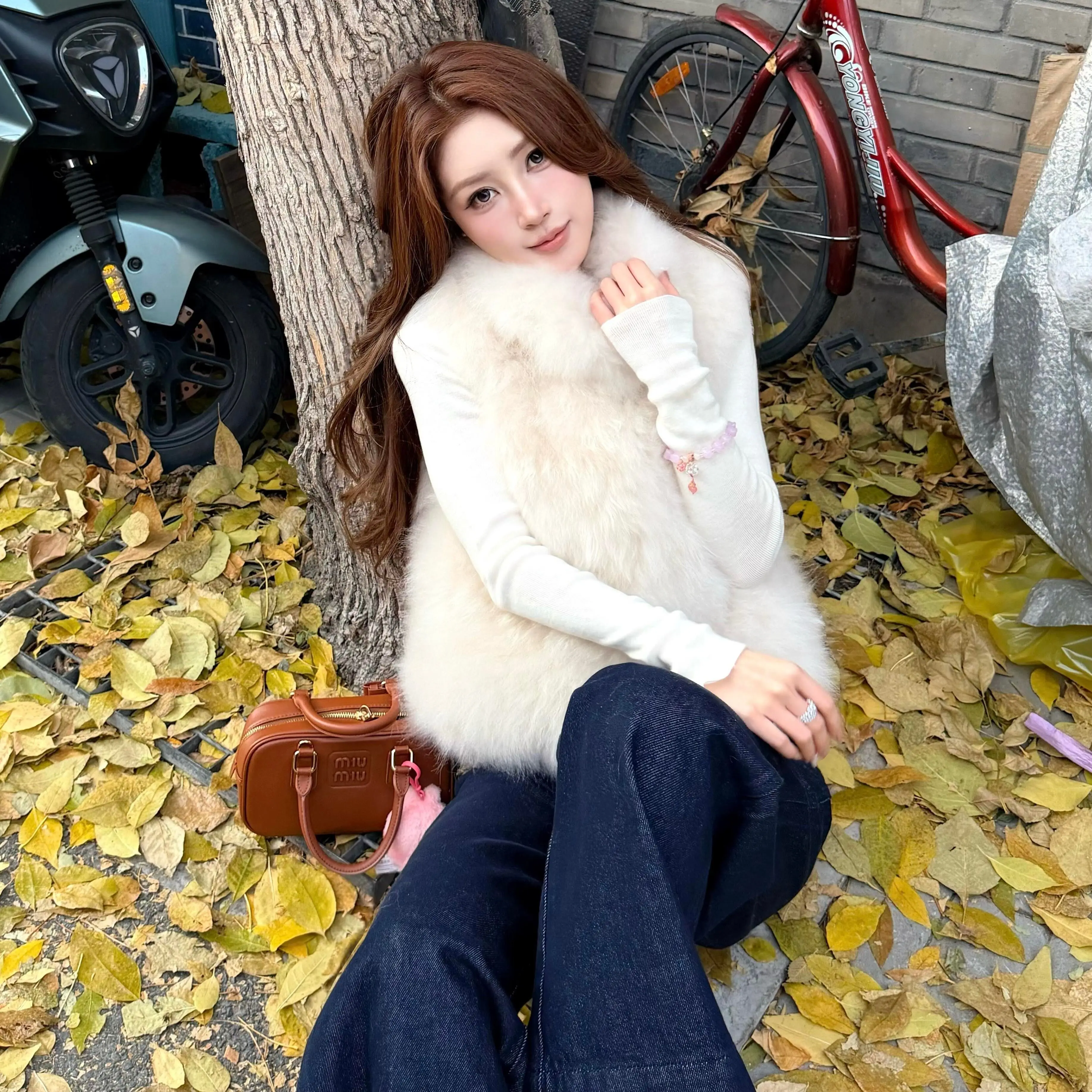 Fall Winter Short Women's Faux Fur Jacket Fluffy Leather Vest Luxury Sensation Eco-friendly Fashion Outerwear Female Coat