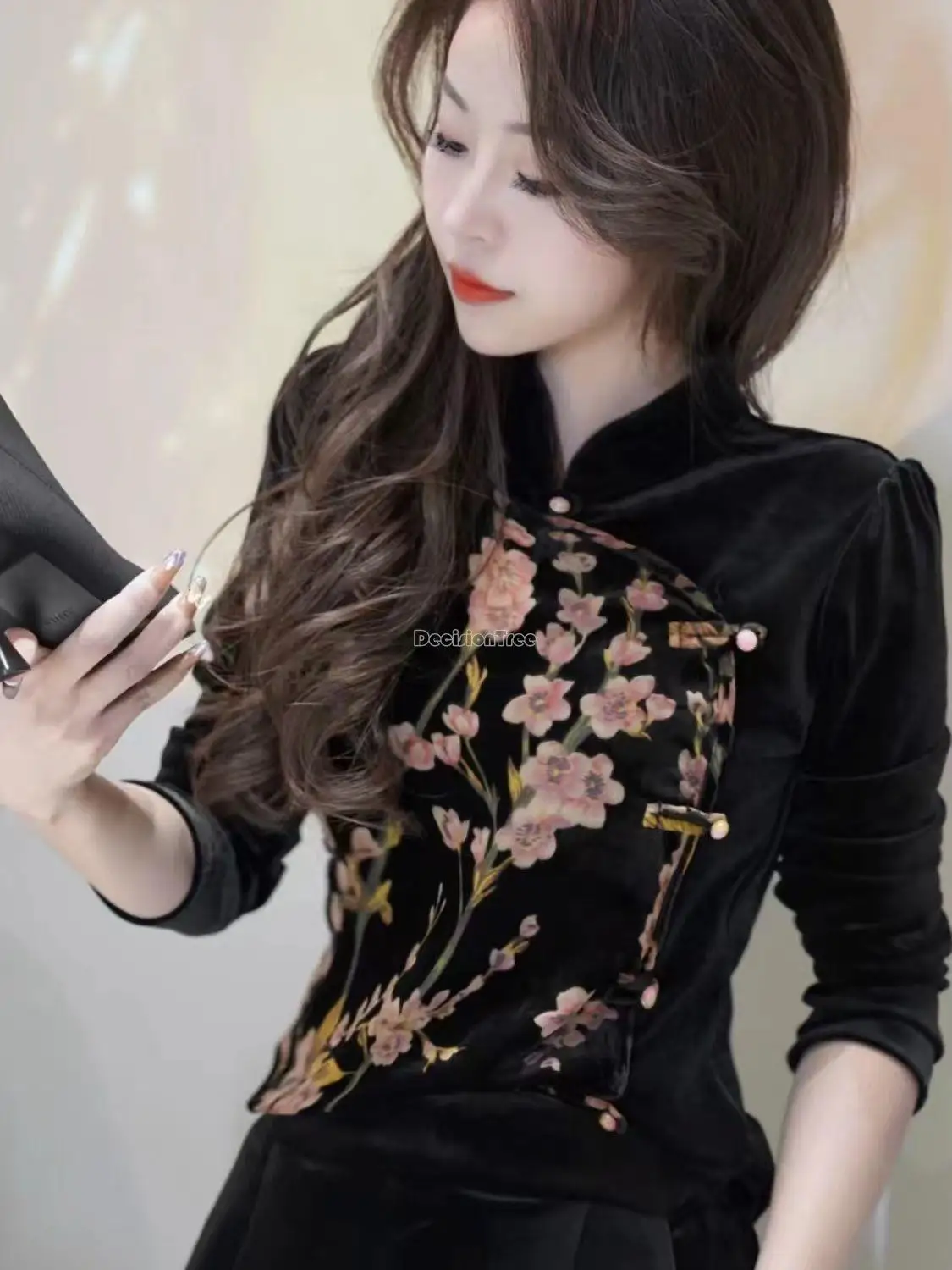 2024 spring new retro national style disc buckle long sleeve velvet shirt female elegant blouse improved chinese style qipao top