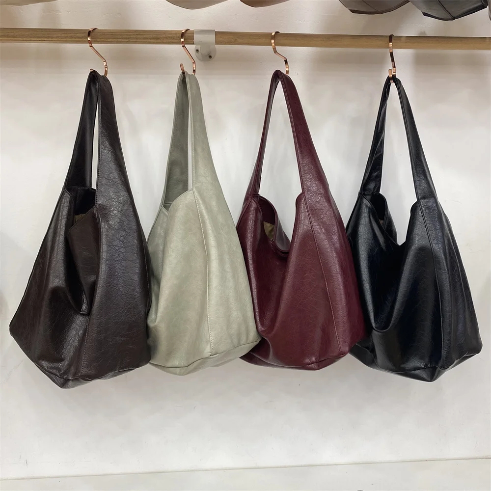 

New Arrival Women's Tote Bag Oil Wax Leather Commuter Style Versatile High Capacity Glossy Surface Fashionable Trendy Bag
