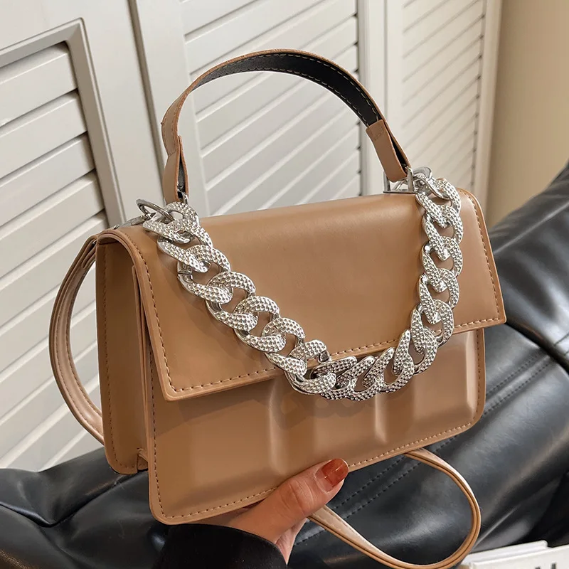 

2025 Trendy Quilted Crossbody Bag Stylish Shoulder Purse for Women Instagram Famous Handbag Elegant Lady Inspired Tote