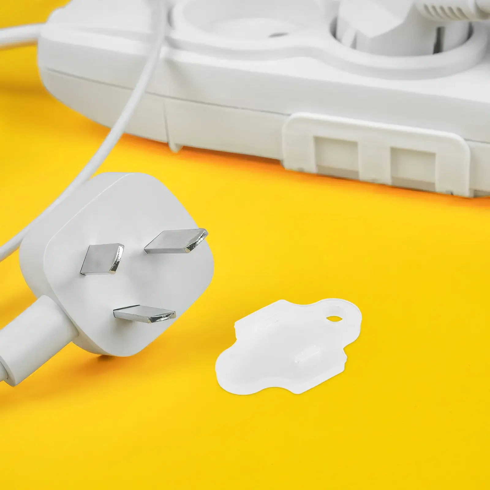20Pcs Outdoor Waterproof Gaskets Silicone Weatherproof Extension Cord Protectors for Camping Patio Christmas String Lights