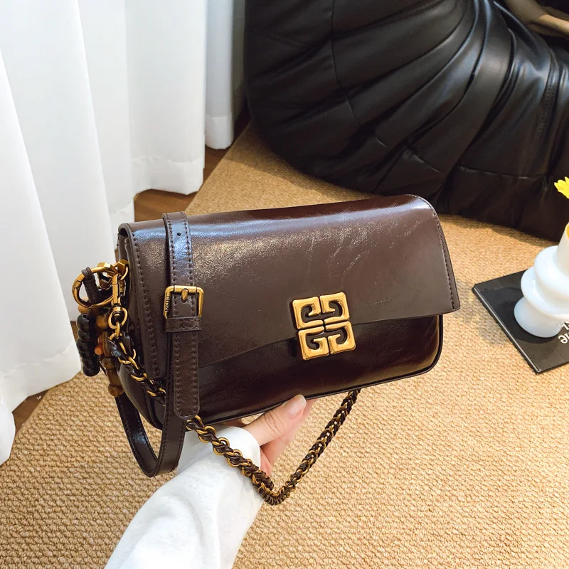 

High-end Fashion Light Luxury Armpit Bag Small Square Bag Women's Popular New Noble Temperament Retro Shoulder Messenger Bag
