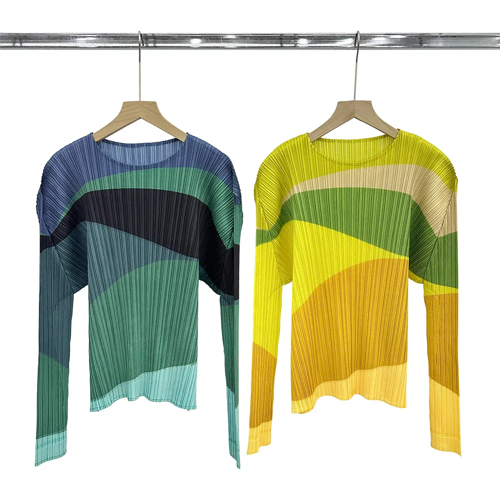 Miyake Women's Green Blue Color Block Wave Geometric Print Pleated Top, Crew Neck Long Sleeve Slim Casual T-Shirt