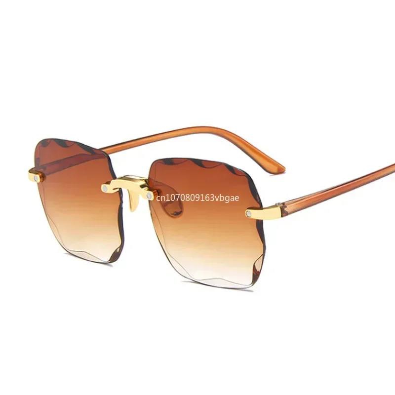 Quadratische Sonnenbrille Frau Markendesigner Mode Randlose Sonnenbrille mit Farbverlauf Schattierungen Schneidlinse Damen Rahmenlose Brillen