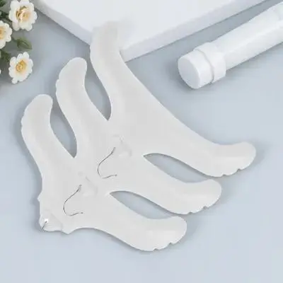 

3Pcs Inflatable Coat Hangers Strong Wear Resistant Material Easy to Use Smooth Surface Laundry Drying Hanger Space Saver