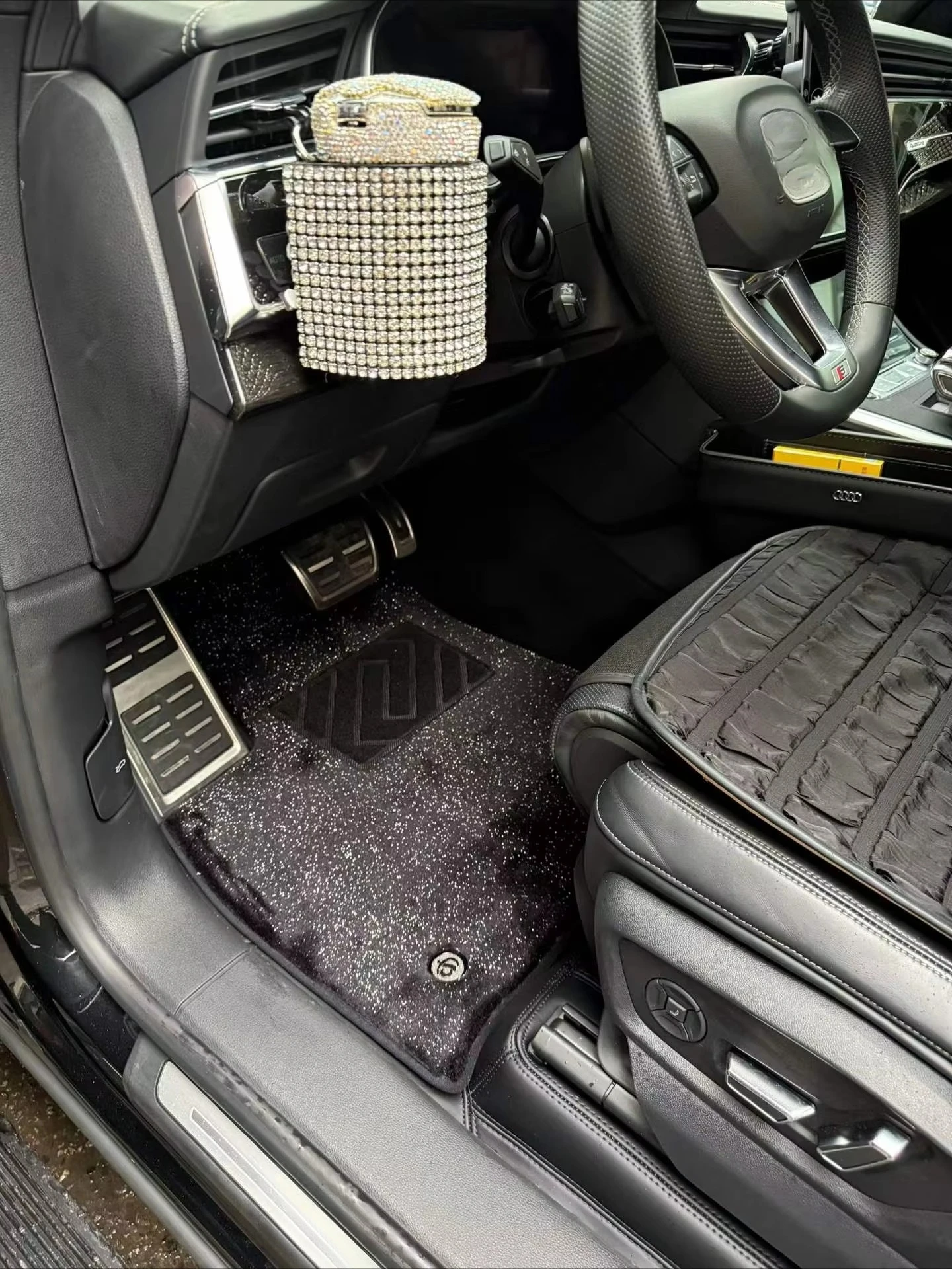 360° Full Coverage Floor Mats For Audi Q Series Q3/Q5/Q7/Q8, Custom Fit Luxury Carpets view 2