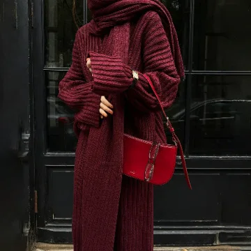 French Lazy Wind V-neck Sweater Loose Suit Red Long Scarf Warm High-grade Knit Long Skirt Suit in Autumn and Winter