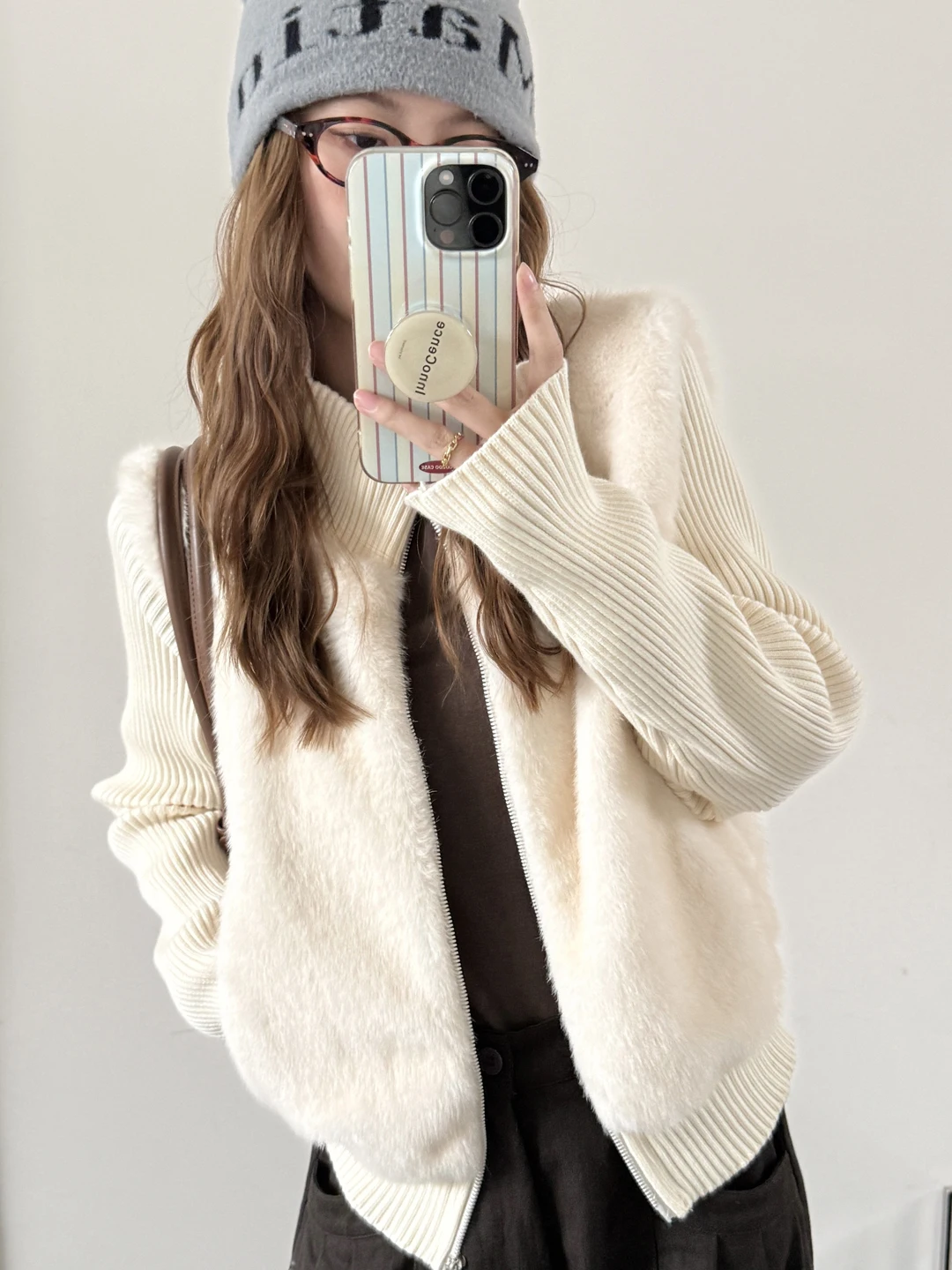 Fashionable Versatile Short Cotton Jacket Women's Korean Loose Fleece Lined Fur Outerwear Trendy Leather Cotton Coat