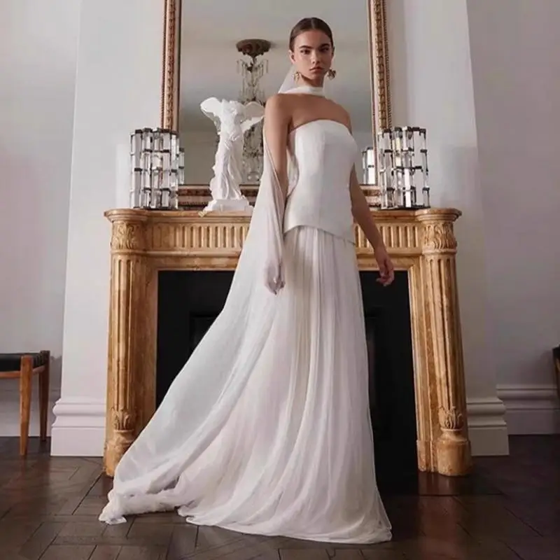 Branco sem alças cetim malha emenda luz vestido de casamento temperamento malha pendurado pescoço fita banquete vestido de dama de honra personalizado