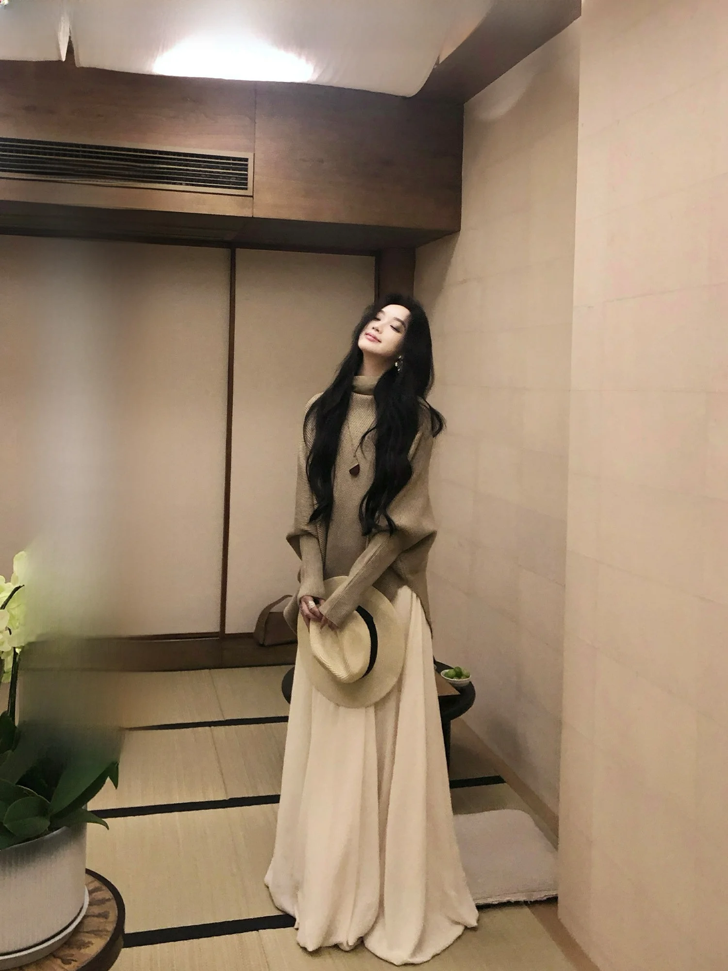 

Autumn Winter Women's Knitted Sweater Casual Loose Fit Comfortable Soft Polyester Nylon Long Sve High Collar Breathable