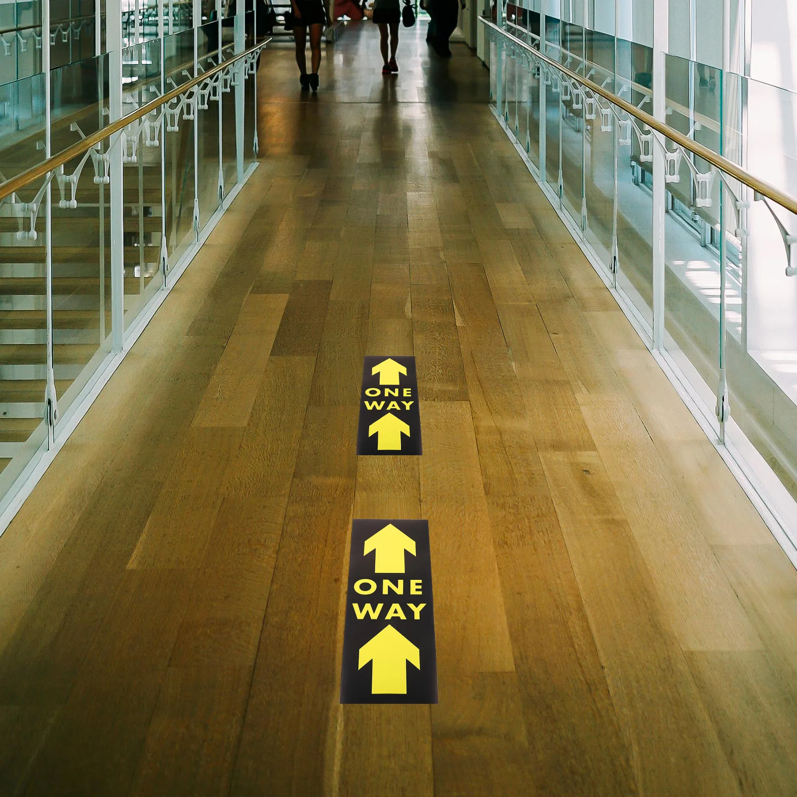 

4Pcs One Way Floor Decals Adhesive PVC Directional Arrow Safety Distance Sticker for Public Areas Store Pharmacy Bank Warning