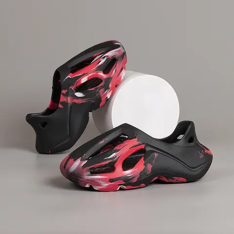 Heren Strandsandalen Dames Holle Tuinschoenen Gebatikte Designer Gat Slippers Sneakers Unisex Waterschoenen Slip On Foam Runner