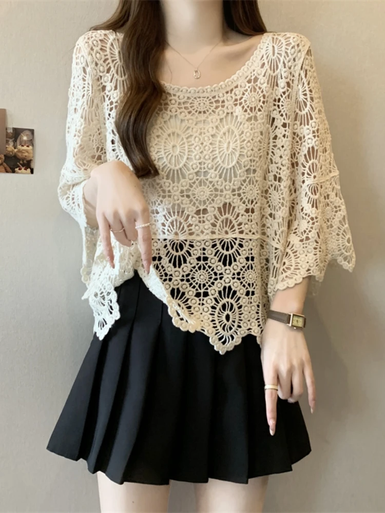 Elegant Lace Hollow out Top Women's Summer Fashion plus Size Slimming Unique Personality Outerwear Sun Protection Cover up