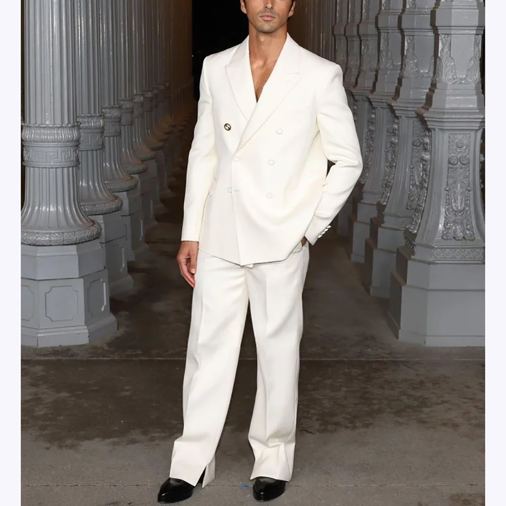 بدلة رجالية بيضاء أنيقة مزدوجة الصدر ملابس غير رسمية فضفاضة قطعتين (سترة + بنطلون) ملابس رجالية طقم زفاف للحفلات الراقصة
