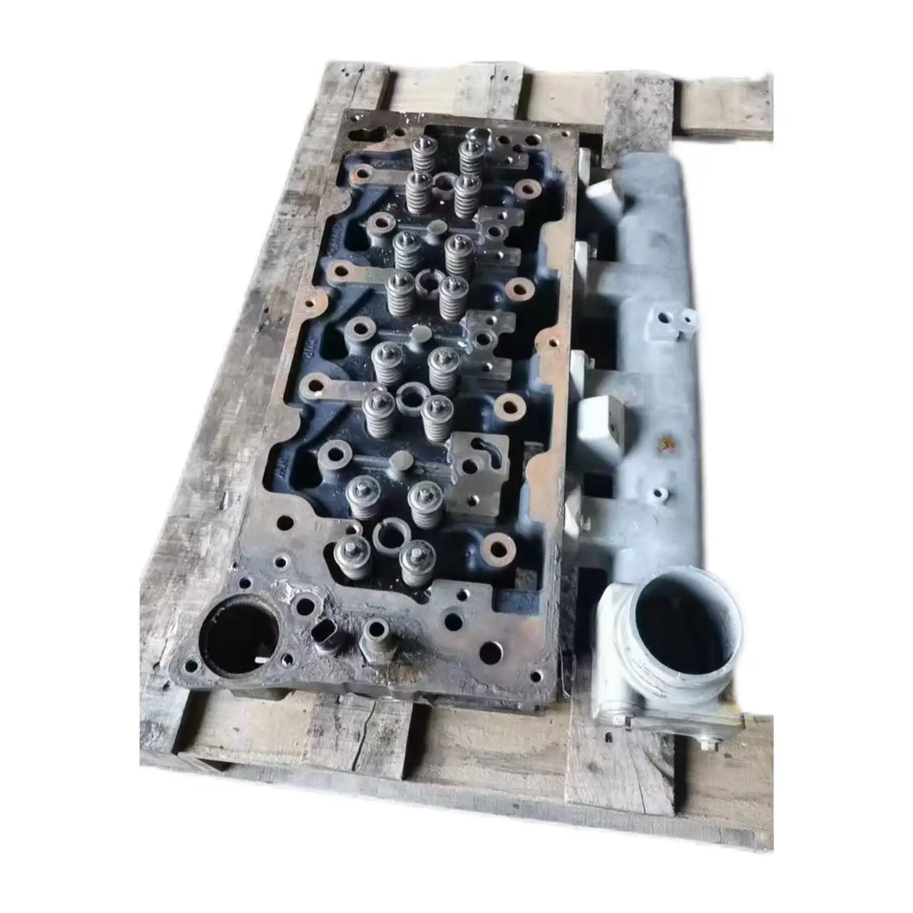 

Diesel Engine Parts Cylinder Head Assembly Jcb448 Excavator Cylinder Head JCB448 Cylinder Assembly