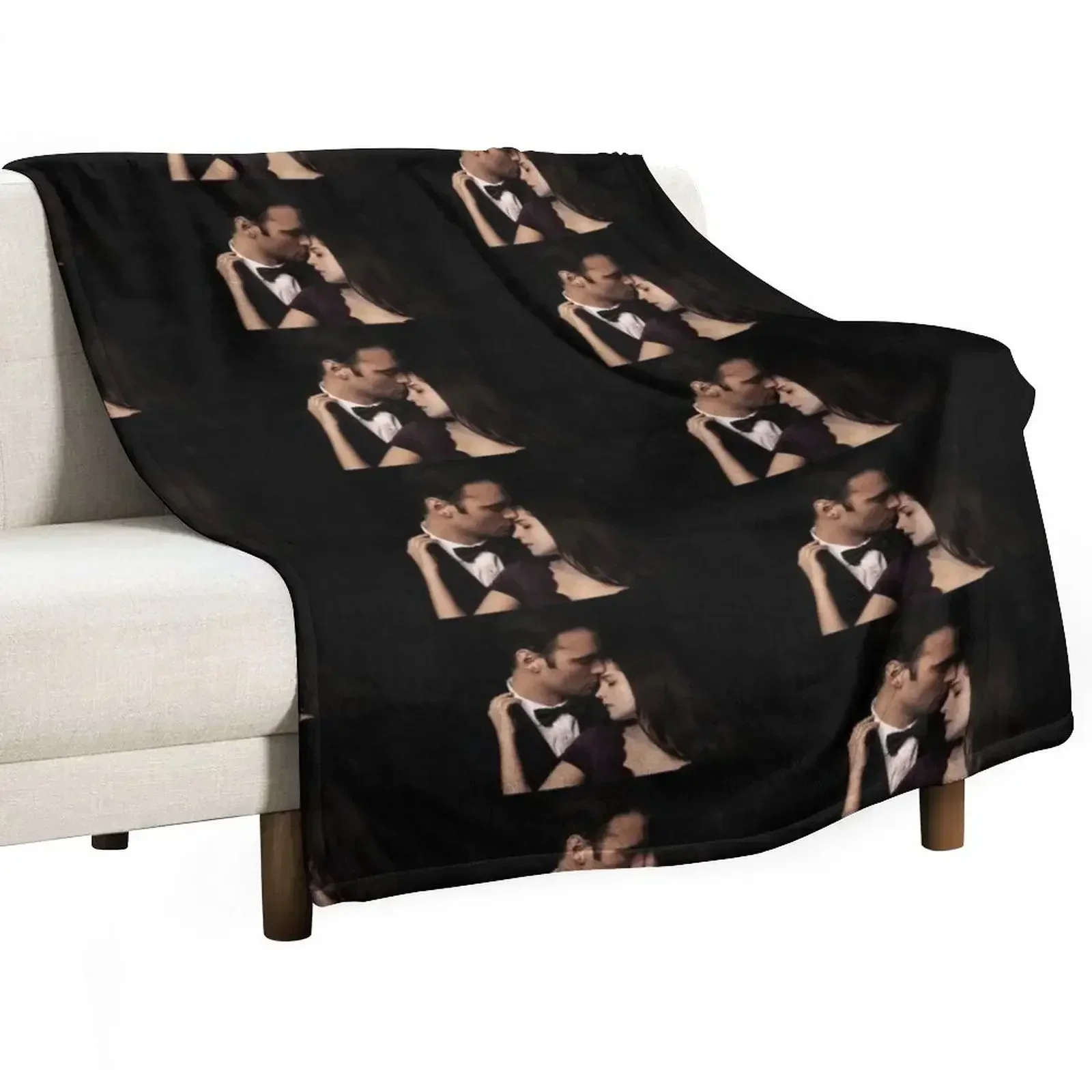 Gabriel's Inferno, El infierno de Gabriel Throw Blanket Custom Stuffeds Beautifuls Blankets