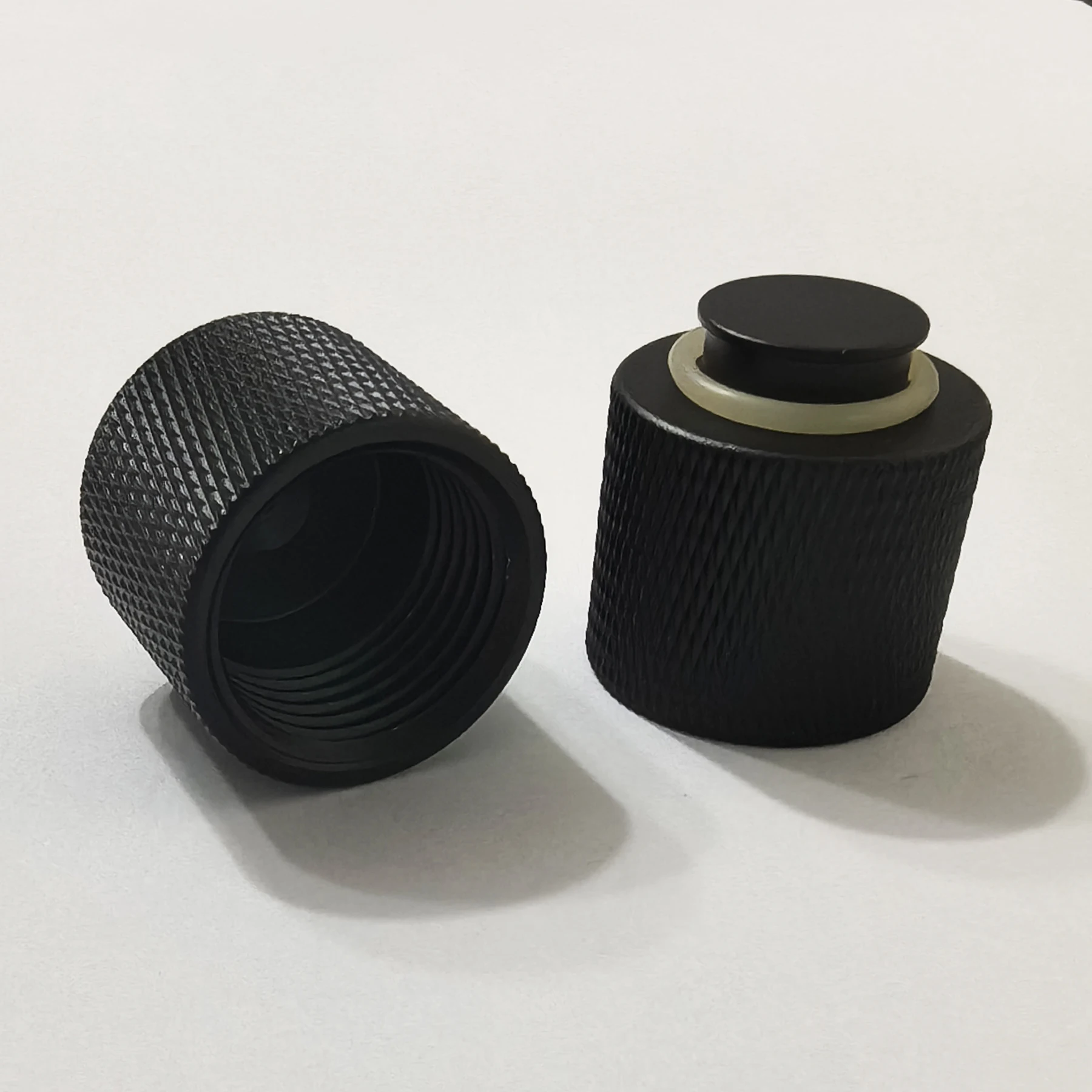 Picture 6: 2-Pack Thread Portector Cover, G1/2 Dust Cap for Cylinder Bottle Tank Valve Regulator, with Polyurethane 90DUR O-ring