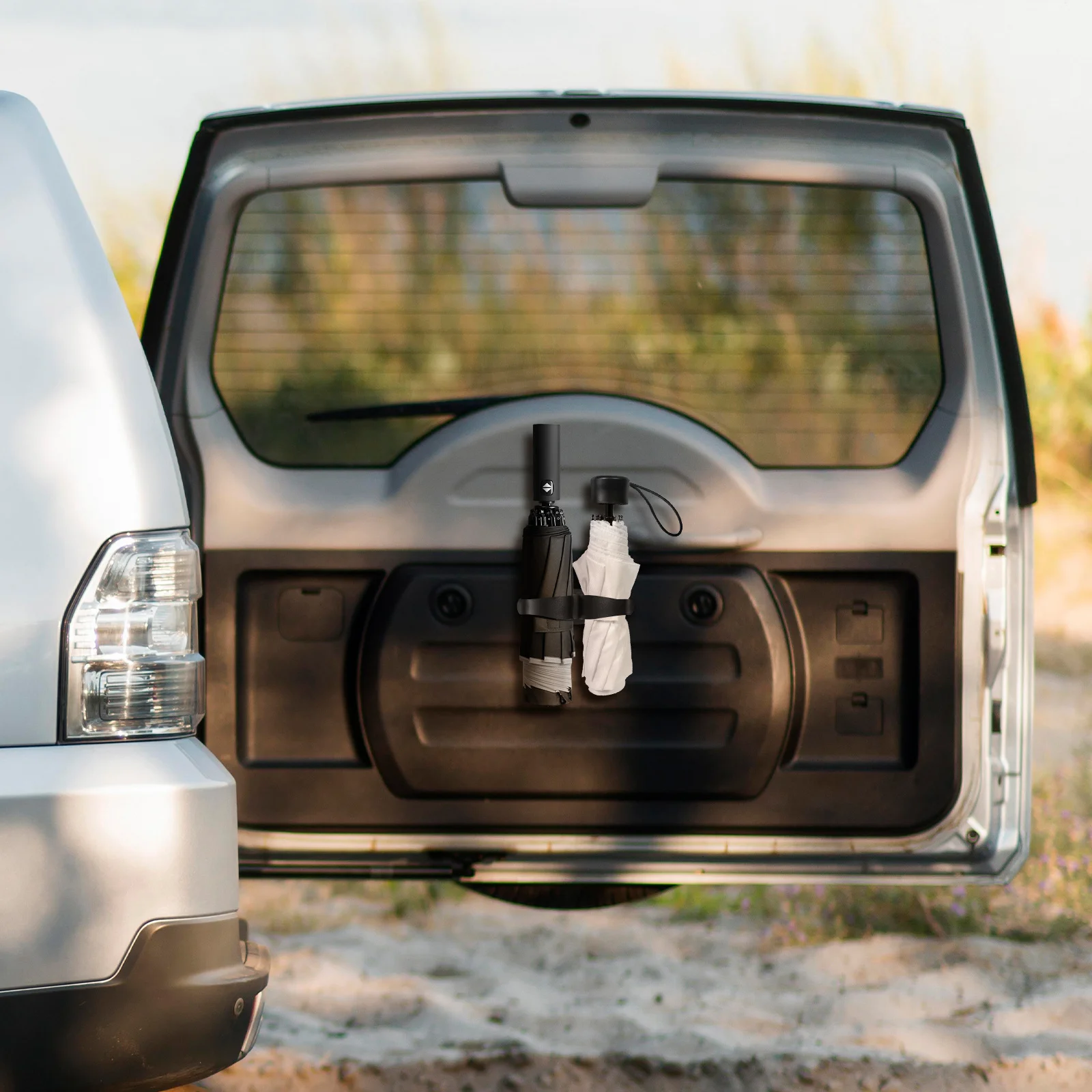 

2Pcs Car Trunk Door Umbrella Clip Holder Durable ABS Plastic Screw Install Multi-Functional Organizer Black Car Unbrella Holder