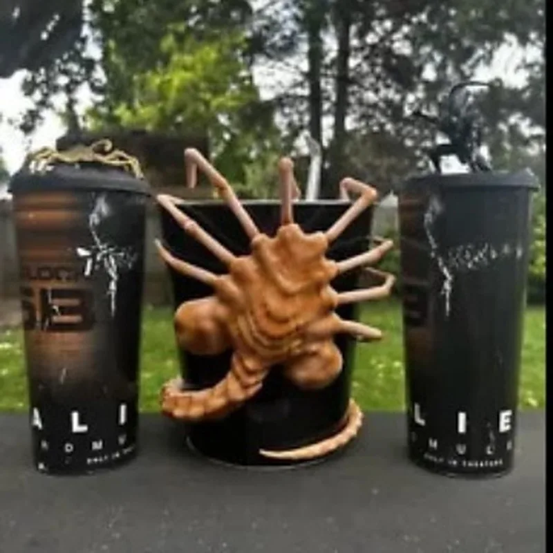 2024 Alien Face Changing Popcorn Bucket Storage Water Drinking Practical Multi Functional Cup Household Items Are Funny