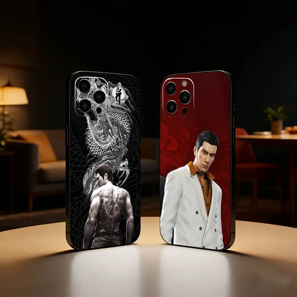 

Y-Yakuza Like a Dragon Game Phone Case For iPhone17,16,15,14,13,12 Plus,Max Soft Silicone Black Cover