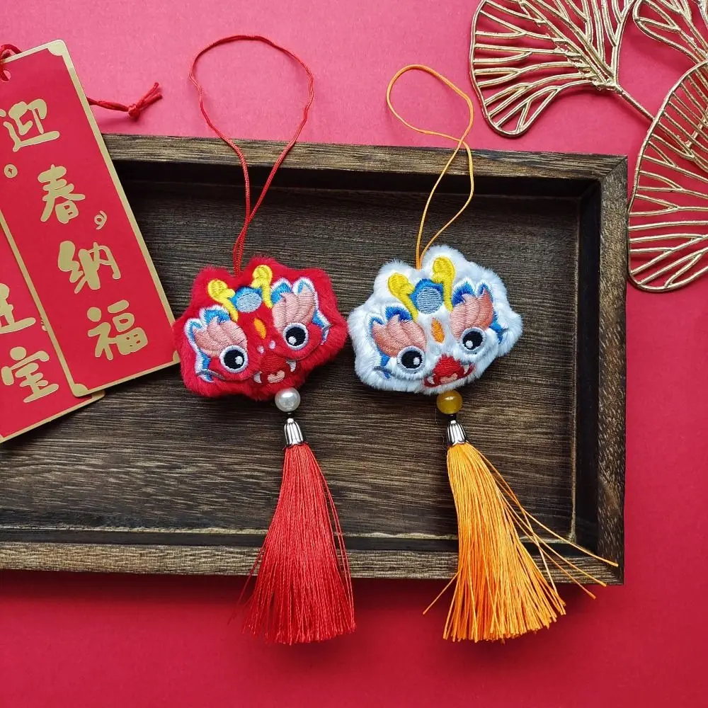 Chinese Style Lion Dance Tassels Pendant Cartoon Red 2025 New Year Zodiac Decorative Traditional Snake Mascot Plushies