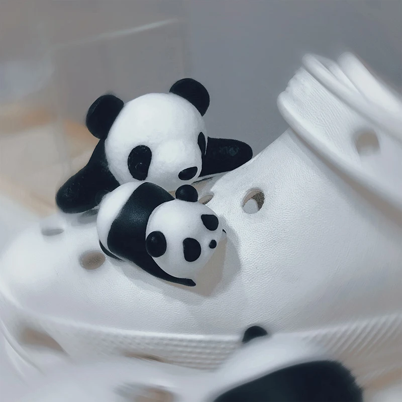 Sandal anak, 1 buah sepatu bayi Panda lucu pesona indah kartun stereoskopik dekorasi anak-anak DIY sandal lubang sepatu gesper pesona